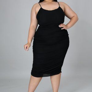 Curvy Black midi Ruched dress